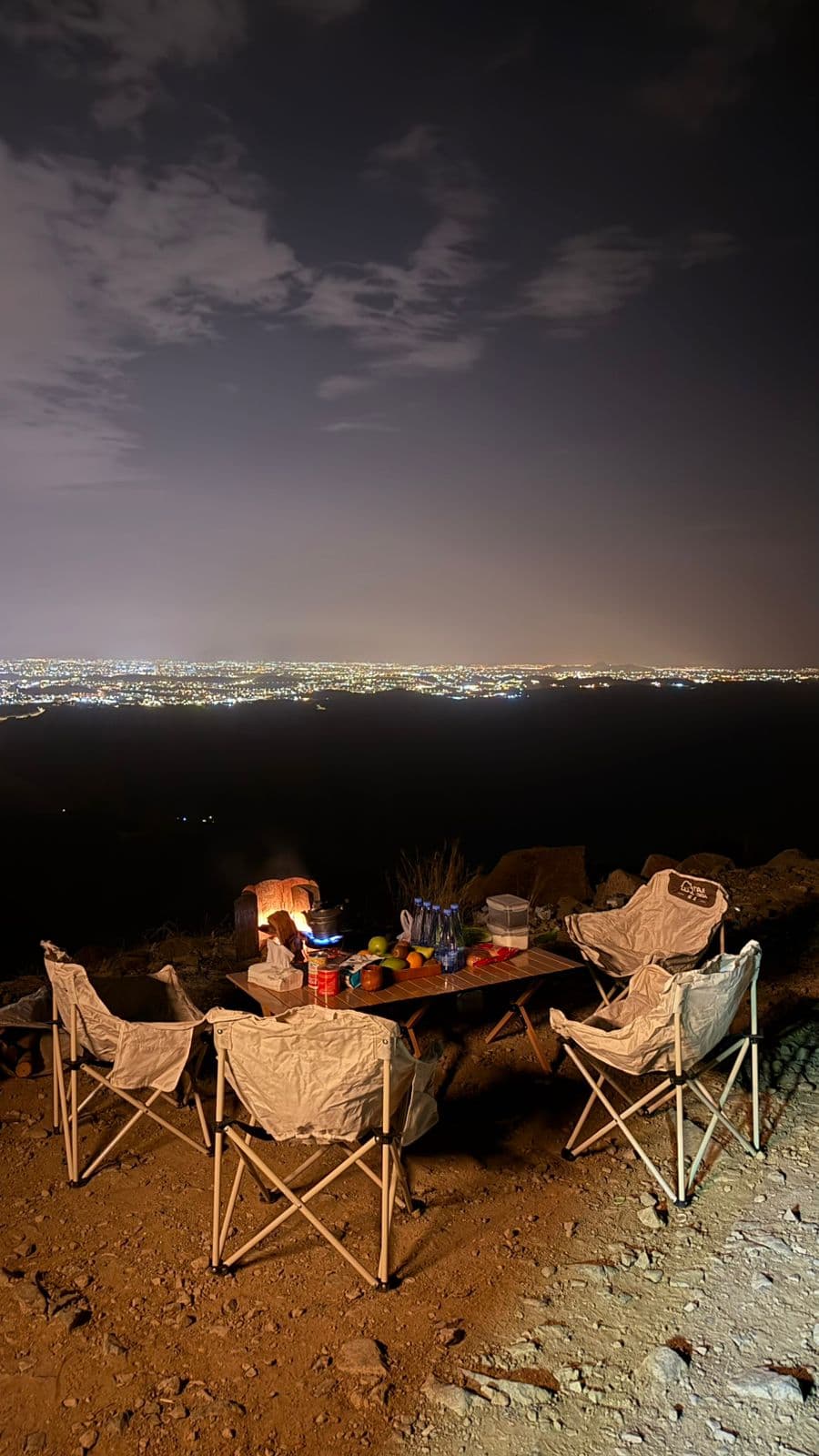 Senderismo y relax en la montaña en Al-Soudah, el corazón de la belleza natural de Asir 🏔️