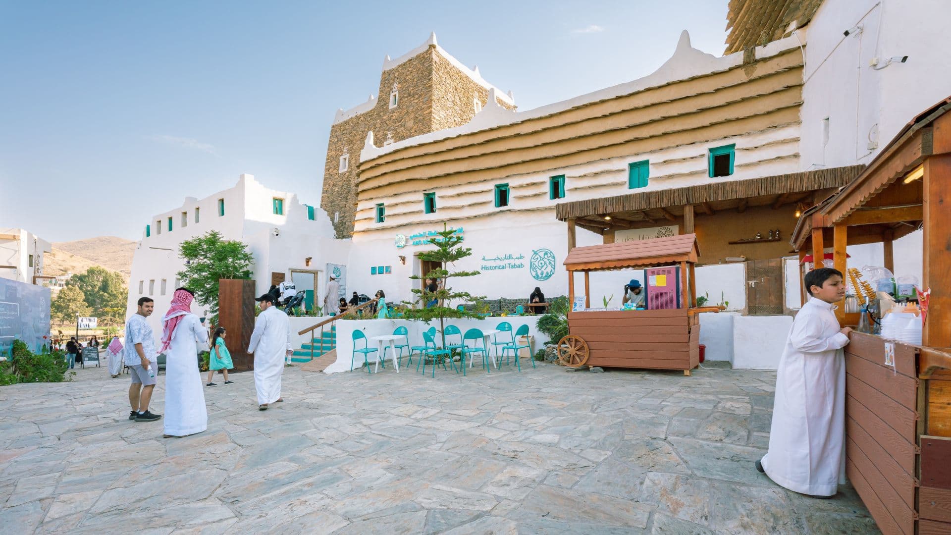 Dirígete al histórico Tabab y disfruta visitando los palacios de Abu Nuqta al-Mutahmi