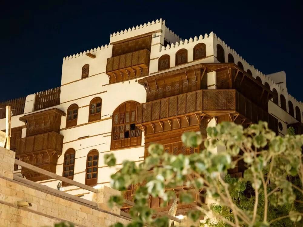 Paquete turístico de dos noches desde la histórica Jeddah a la Umrah en La Meca.