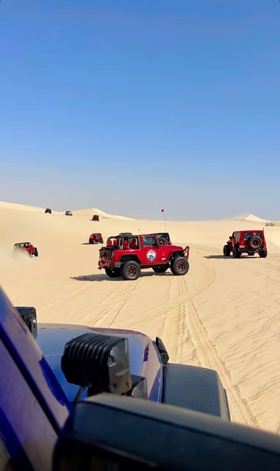 Aventura de safari en medio del lago Al-Asfar en Al-Ahsa.
