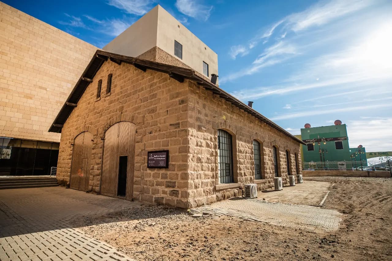 Noches en Al-Ula: una estancia de dos noches en medio del patrimonio y las artes.