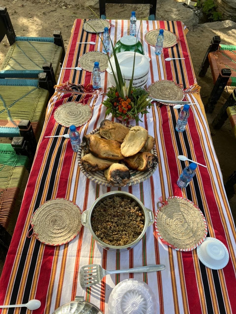 Desayuno para cinco personas.